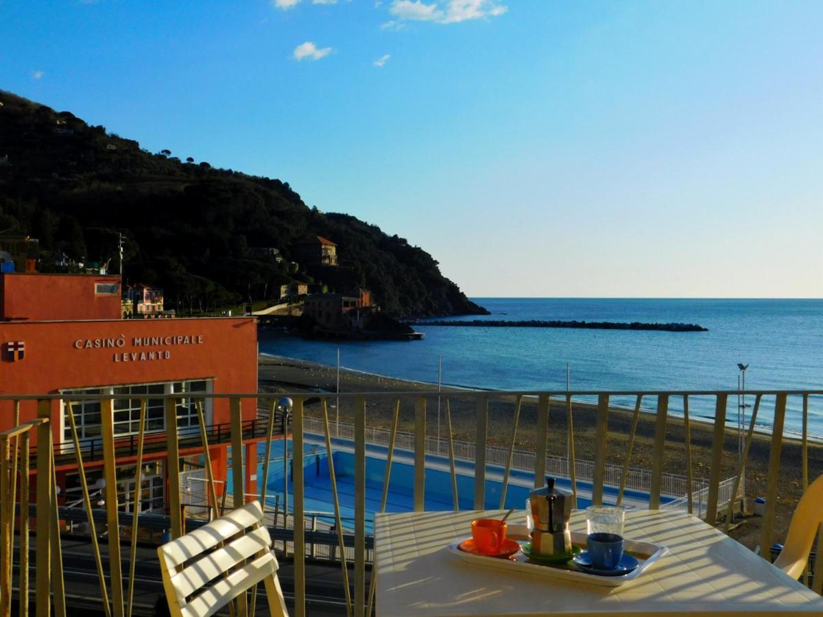 Trilocale Con Meravigliosa Vista Mare, Levanto Luaran gambar
