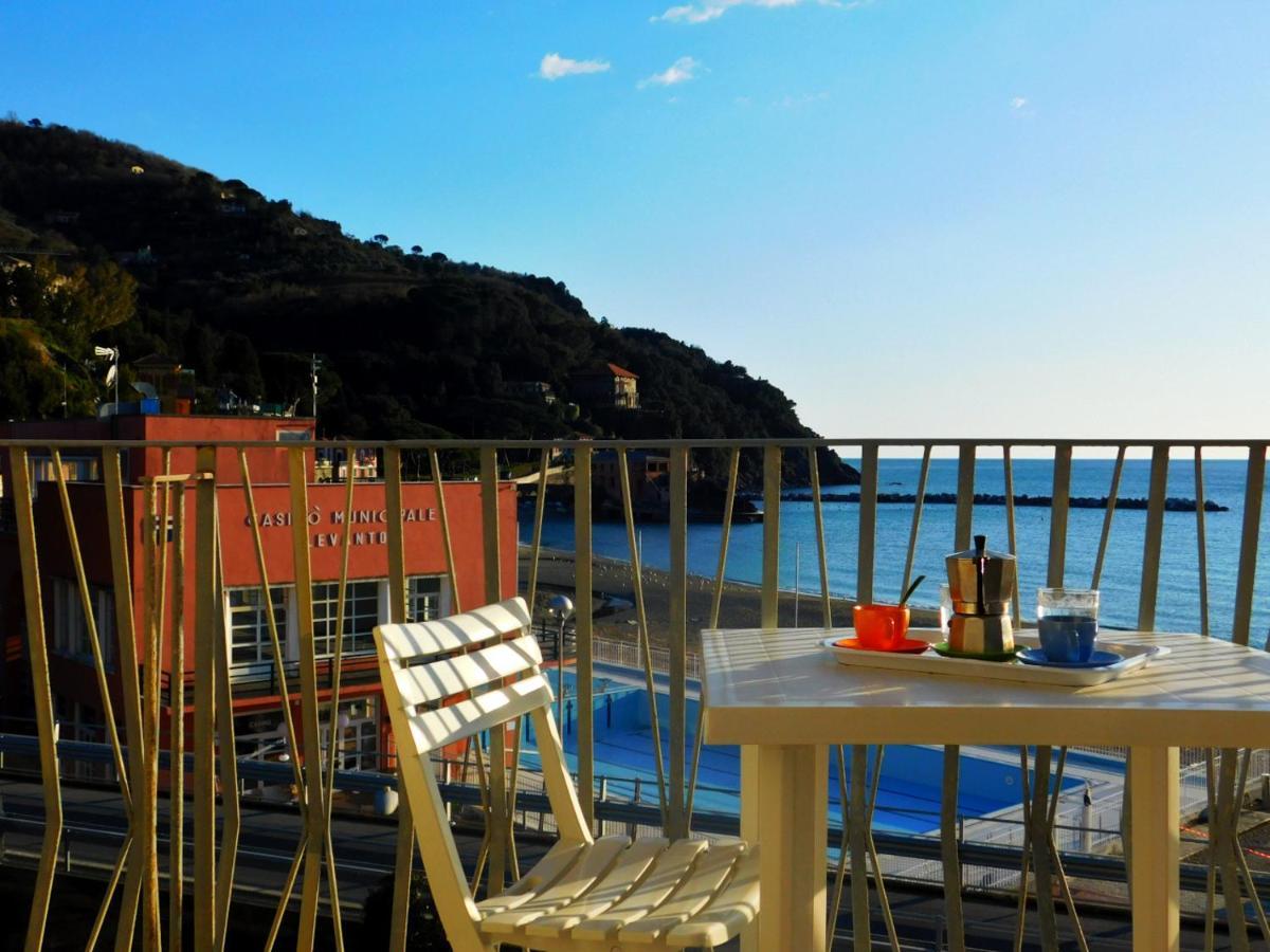 Trilocale Con Meravigliosa Vista Mare, Levanto Luaran gambar