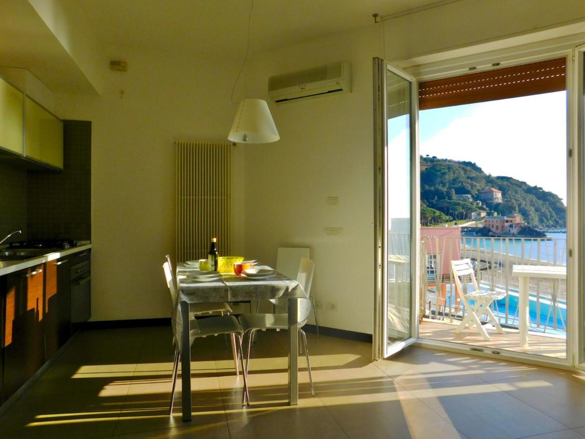 Trilocale Con Meravigliosa Vista Mare, Levanto Luaran gambar
